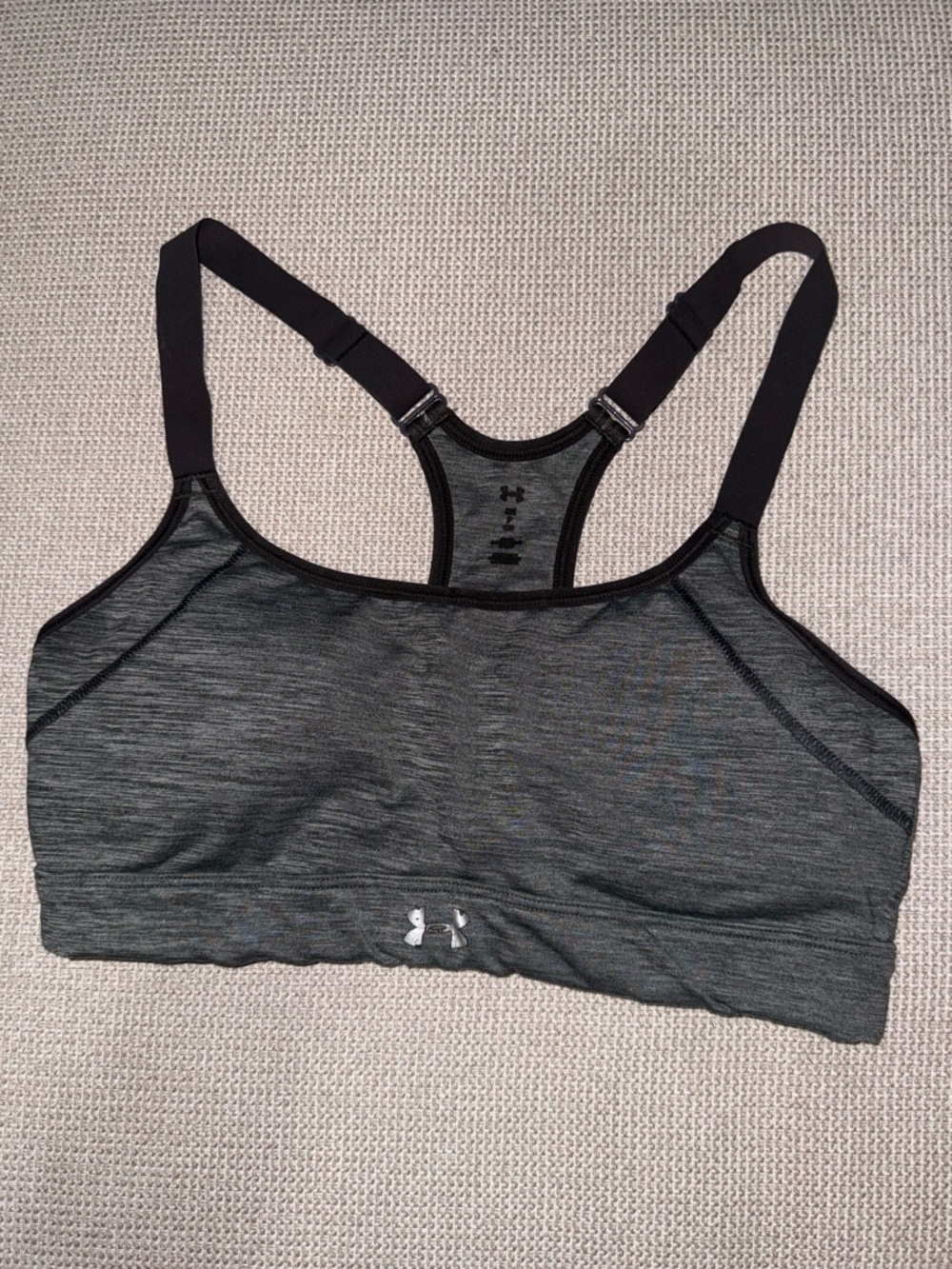 Under Armour Eclipse Sports Bra